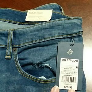 🐯NWT Universal Thread Skinny jean
